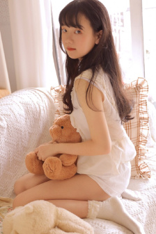 打屁股眼小说